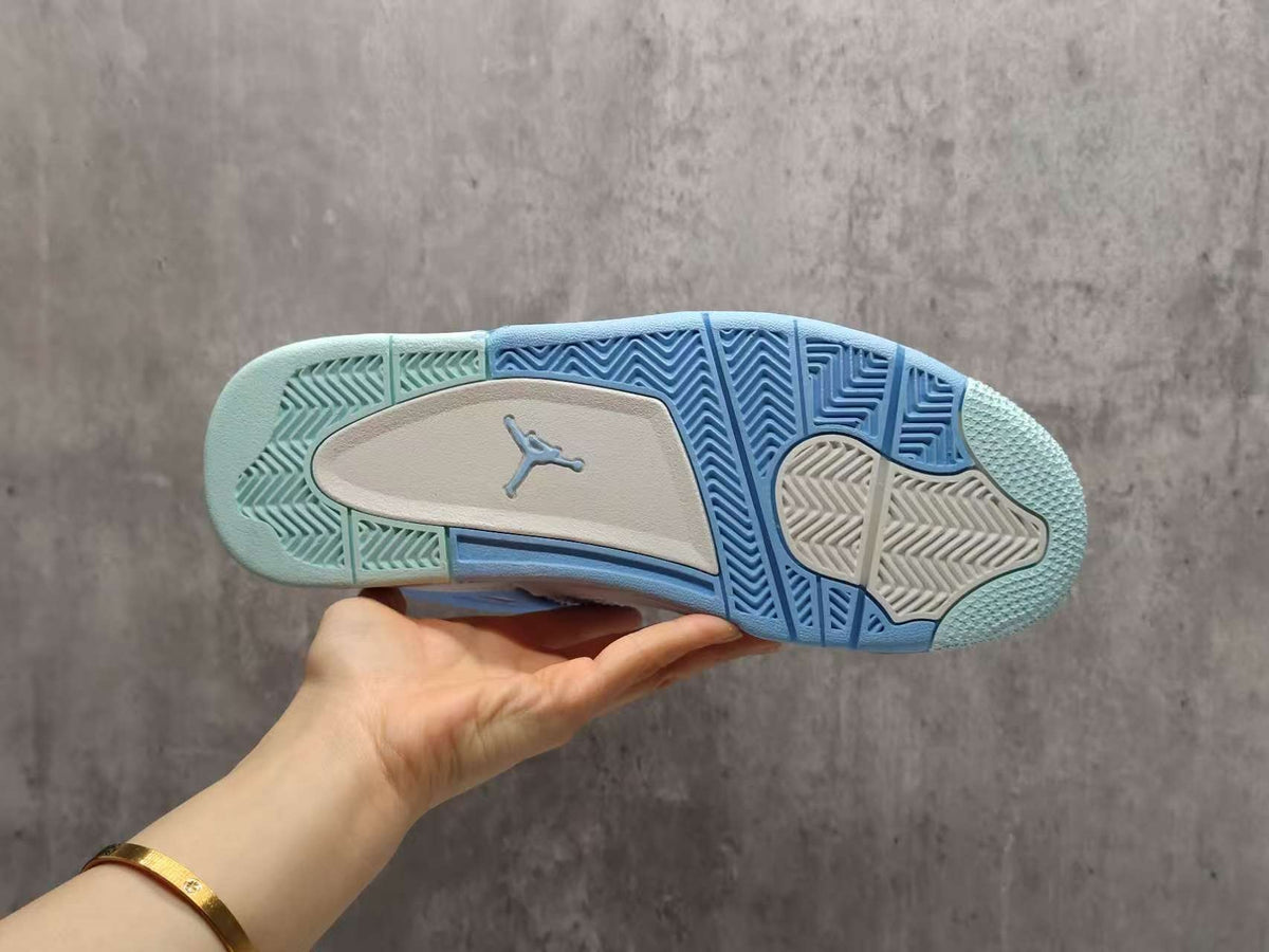 Air Jordan 4 Retro Forget Me Not