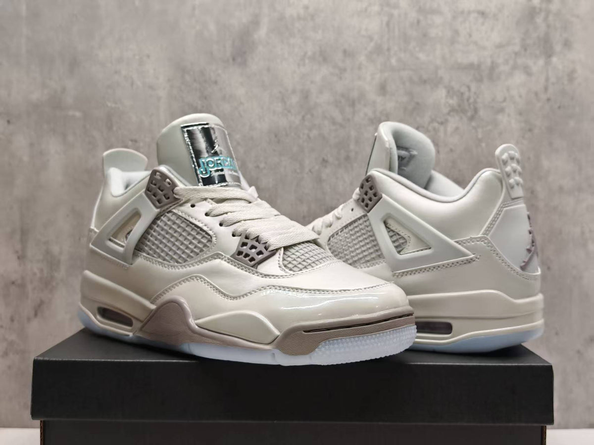 Air Jordan 4 Retro “Cool Grey Chrome”
