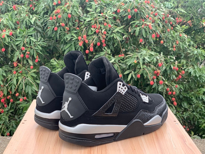 Air Jordan 4 “Spotlight
