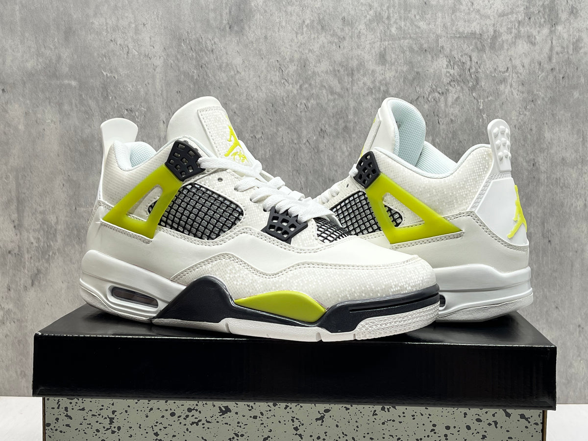 Air Jordan 4 Retro New Colorway